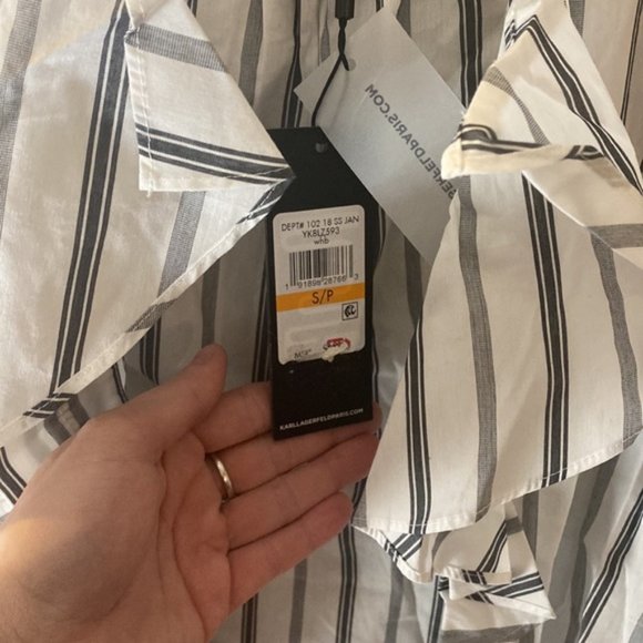 Karl lagerfeld size small button down blouse vertical stripe - Picture 4 of 5